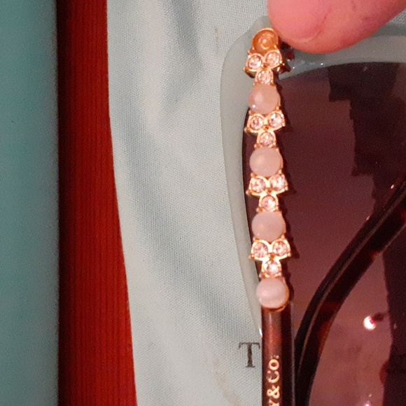 EUC! TIFFANY & CO. SUNNIES 😎 TF4103 - Picture 9 of 9
